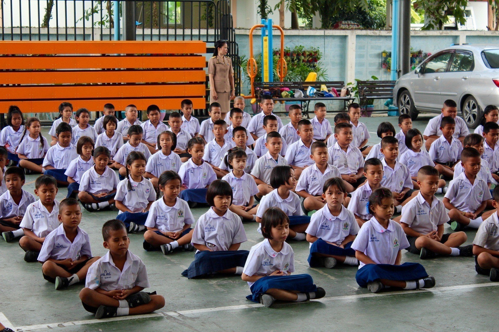 Thai Children   Thai School Children Meditating 1 