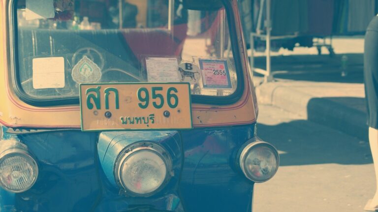 tuk-tuk-thailand-vehicle-tax-sticker
