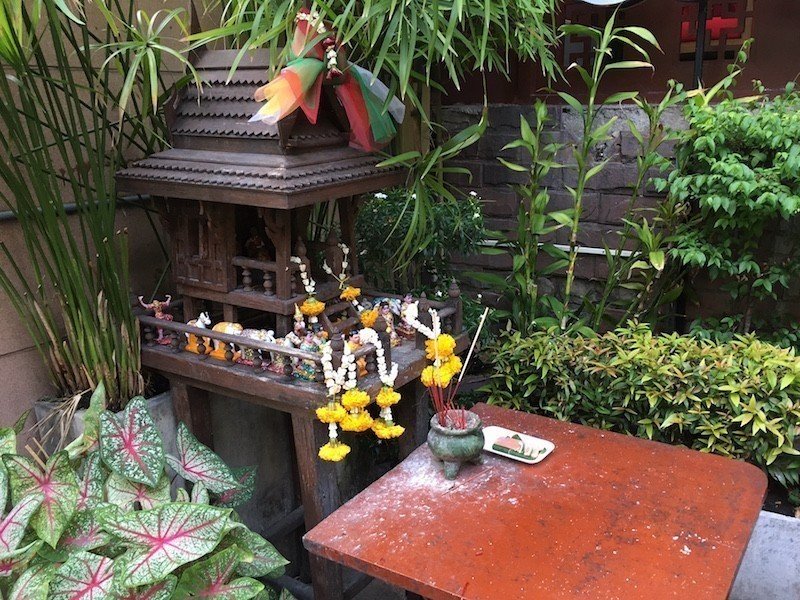 thai spirit house