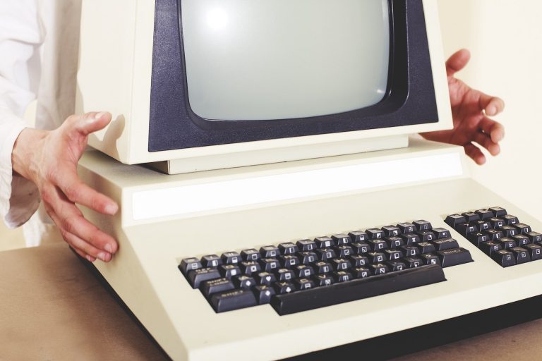 old 1980s computer