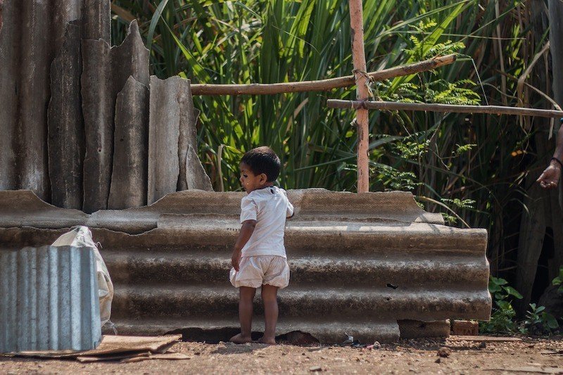 child in slum