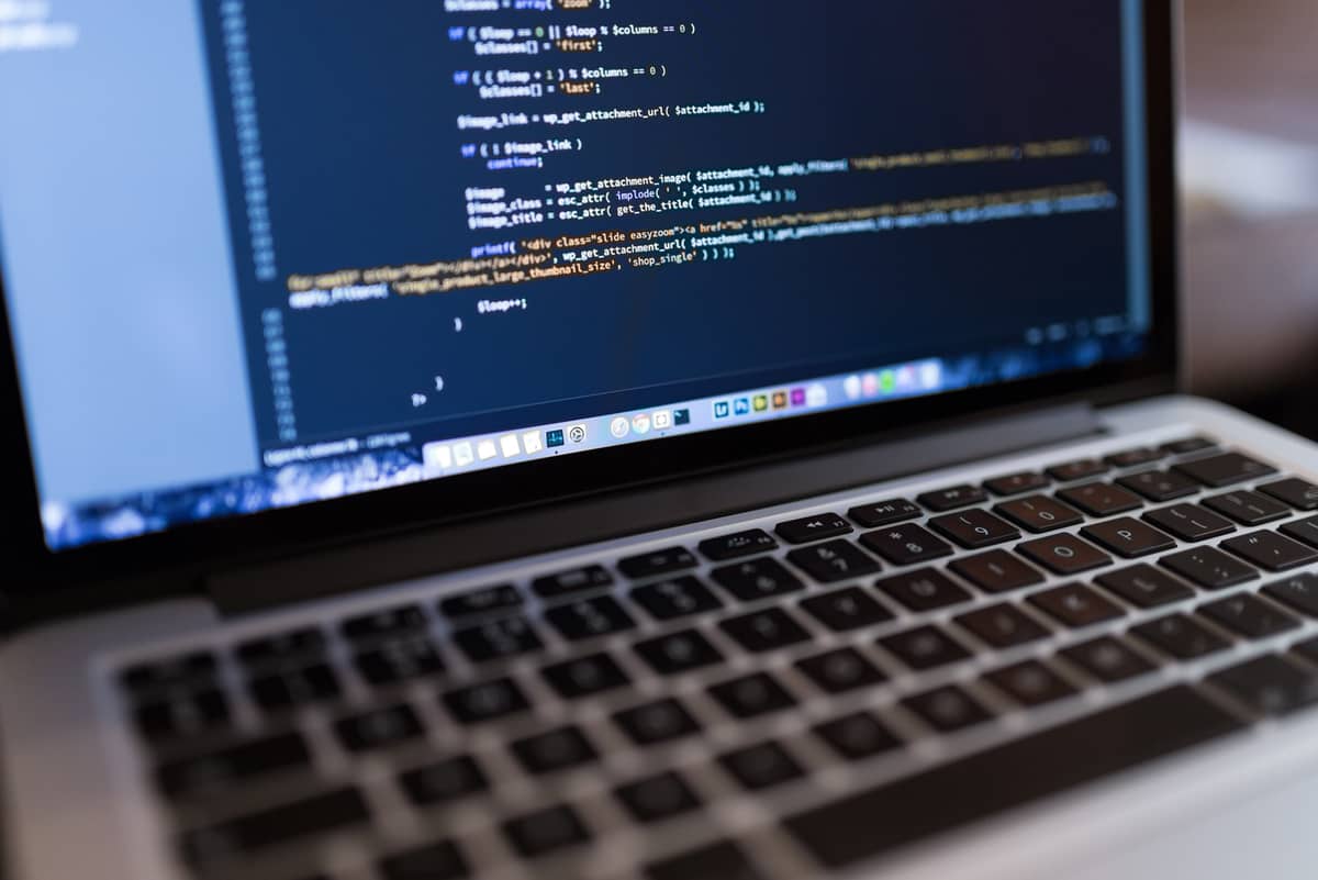 The best programming languages for ai in 2025 iglu