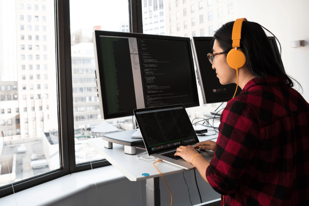 10 Different Types of Programmers — And What They Do - Iglu